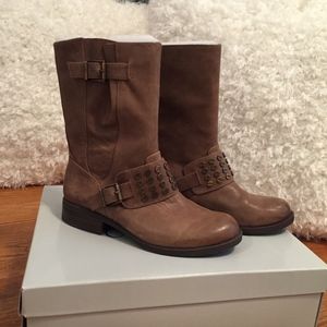 Jessica Simpson Skylare Boots
